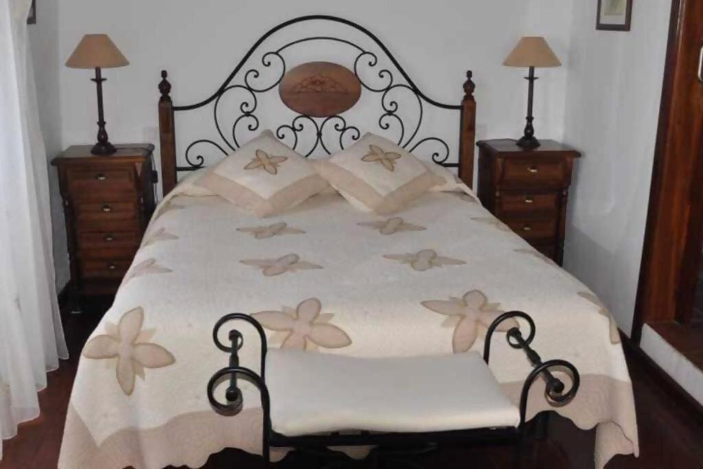 Casa Rural De 1945 Dos Plantas Patio Y Barbacoa Frontera Kültér fotó